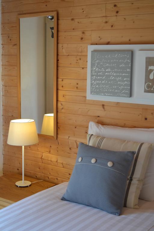 Le Relais Du Moustier Apartment Grune Room photo